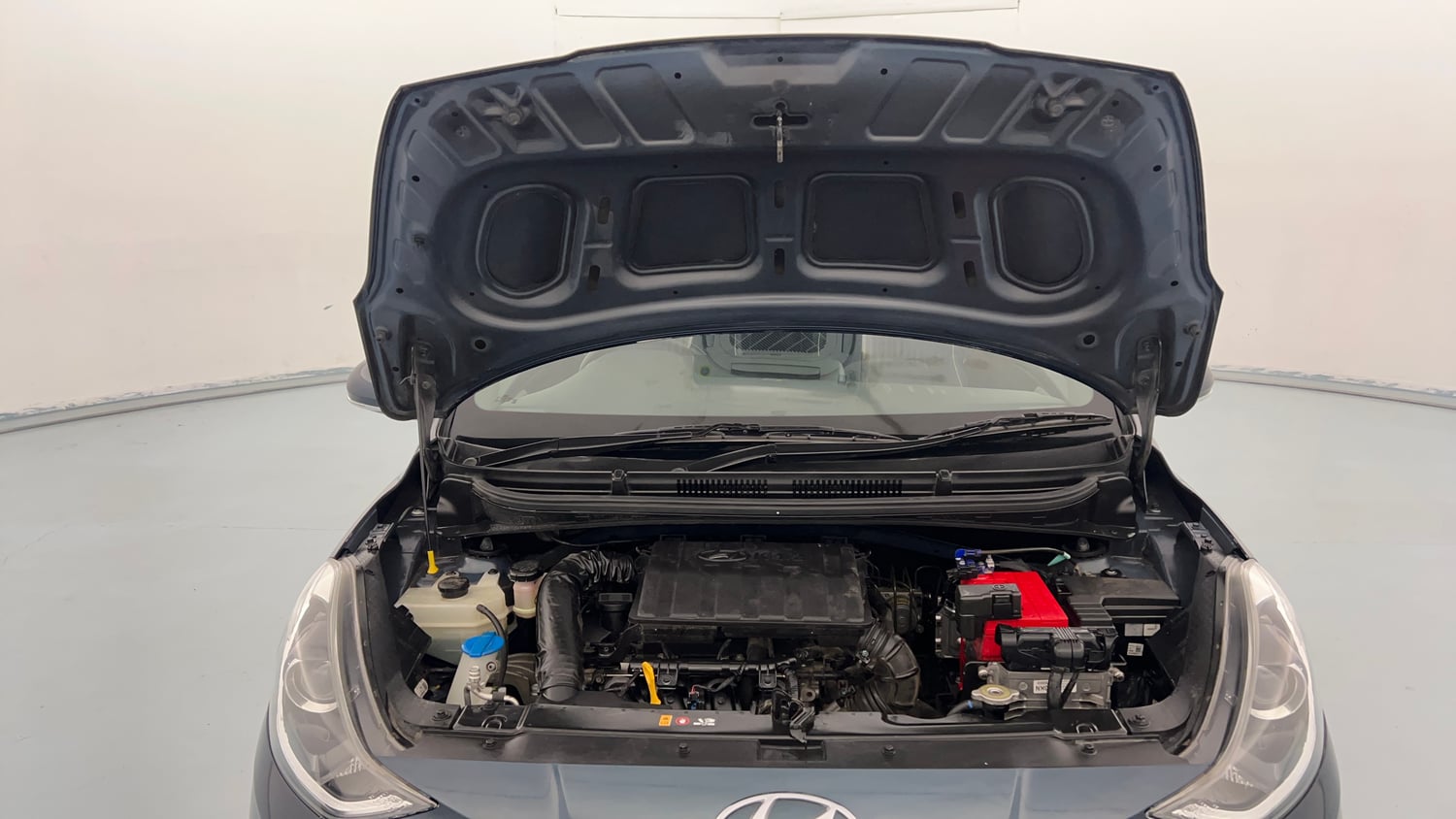 Used 2021 Hyundai Grand i10 Nios Sportz AMT 1.2 Kappa VTVT Petrol Automatic engine ENGINE & BONNET OPEN FRONT VIEW