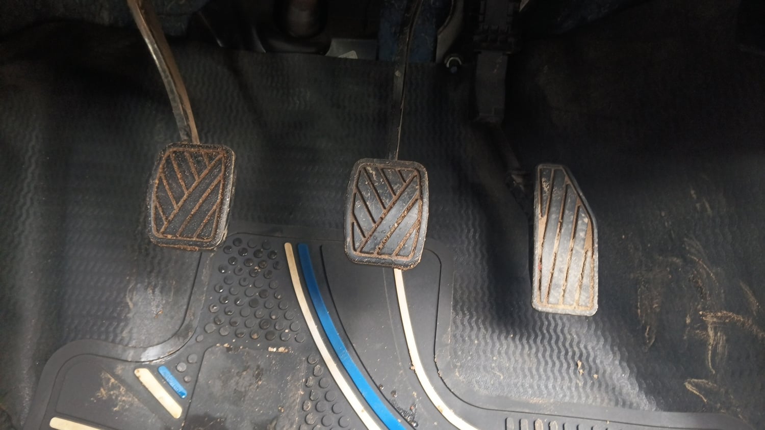 Used 2020 Maruti Suzuki Baleno Zeta Petrol Manual interior PEDALS VIEW