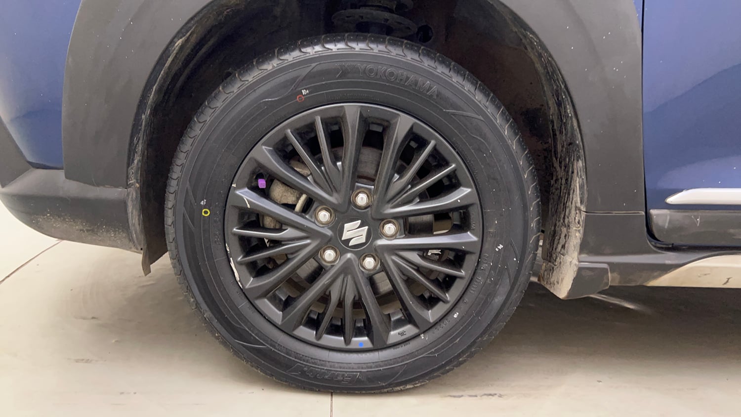 Used 2020 Maruti Suzuki XL6 Alpha AT Petrol Petrol Automatic tyres LEFT FRONT TYRE RIM VIEW