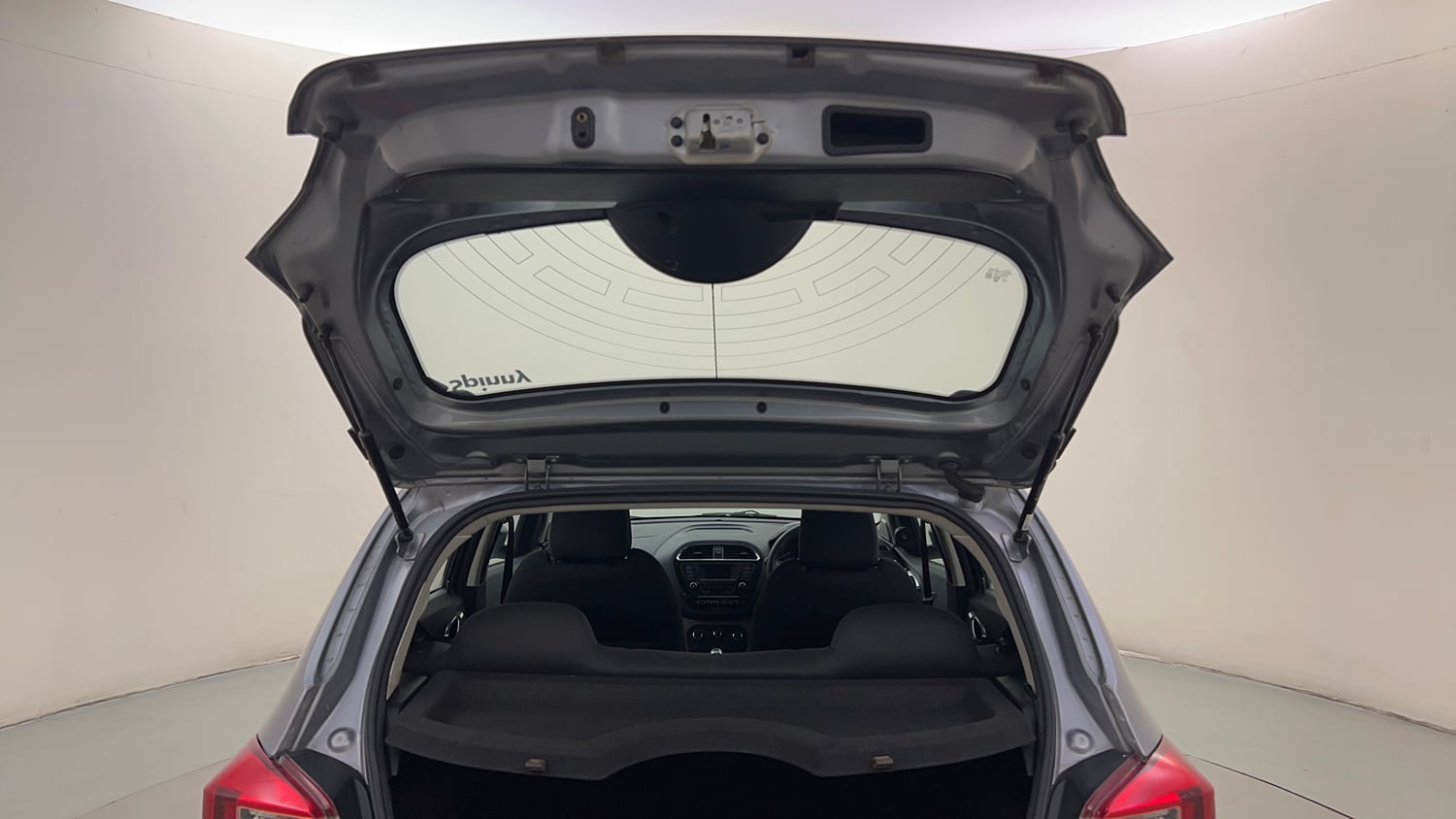 Used 2018 Tata Tiago Revotron XZ w/o Alloy Petrol Manual interior DICKY DOOR OPEN VIEW