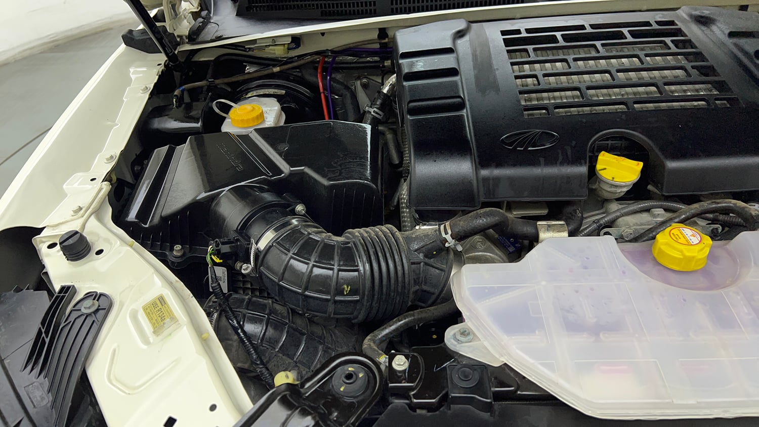 Used 2022 Mahindra Scorpio S5 Diesel Manual engine ENGINE RIGHT SIDE VIEW