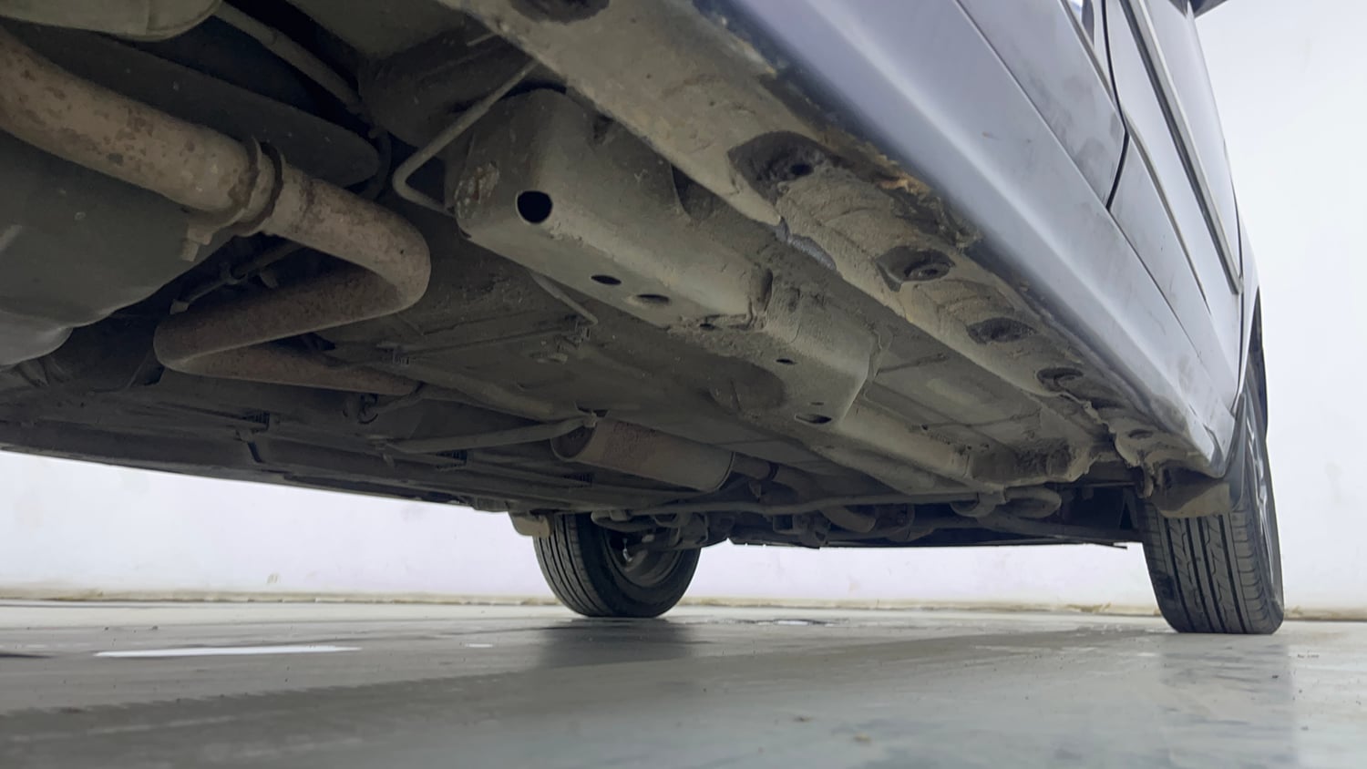 Used 2019 Tata Tigor Revotron XZA Petrol Automatic extra REAR RIGHT UNDERBODY VIEW
