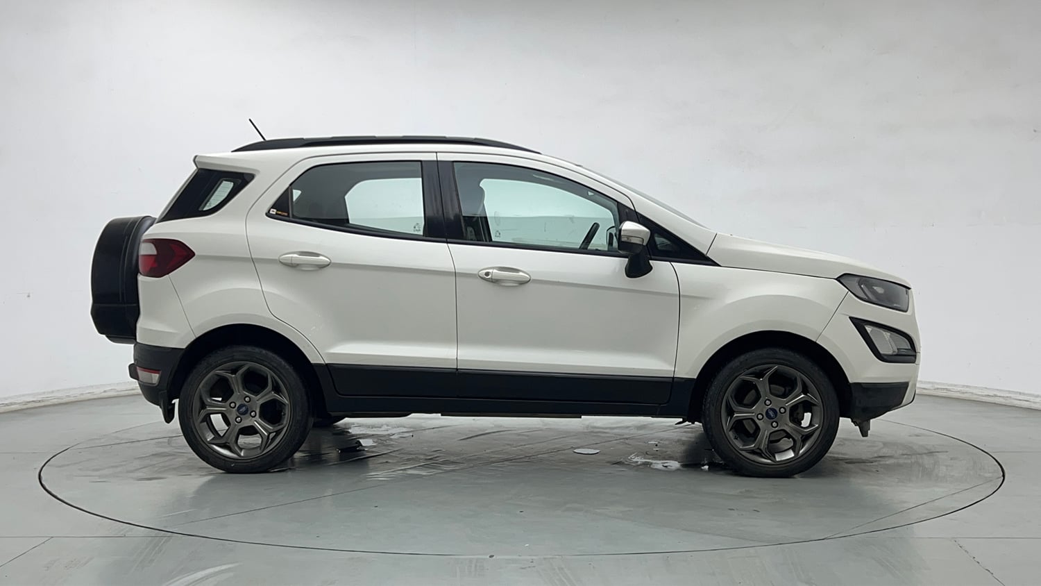Used 2018 Ford EcoSport Titanium + 1.5L Ti-VCT Petrol Manual exterior RIGHT SIDE VIEW