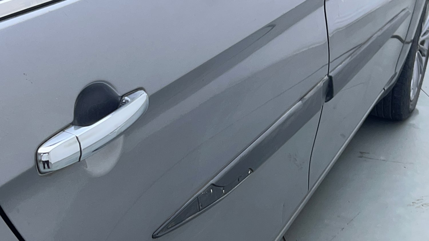 Used 2016 Maruti Suzuki Ciaz ZXI+ AT Petrol Automatic dents MINOR DENT