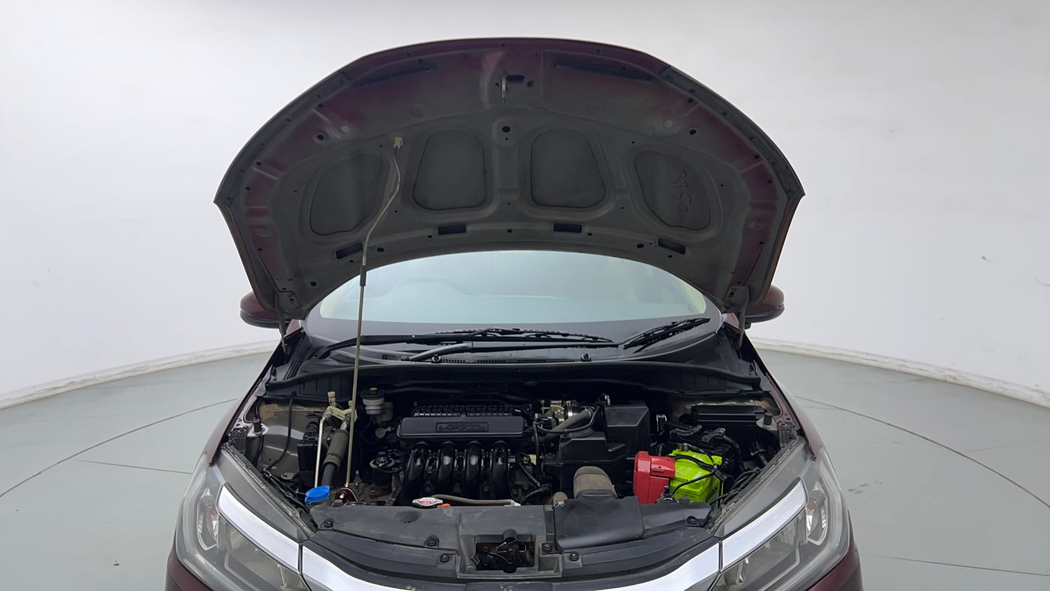 Used 2018 Honda City V CVT Petrol Petrol Automatic engine ENGINE & BONNET OPEN FRONT VIEW