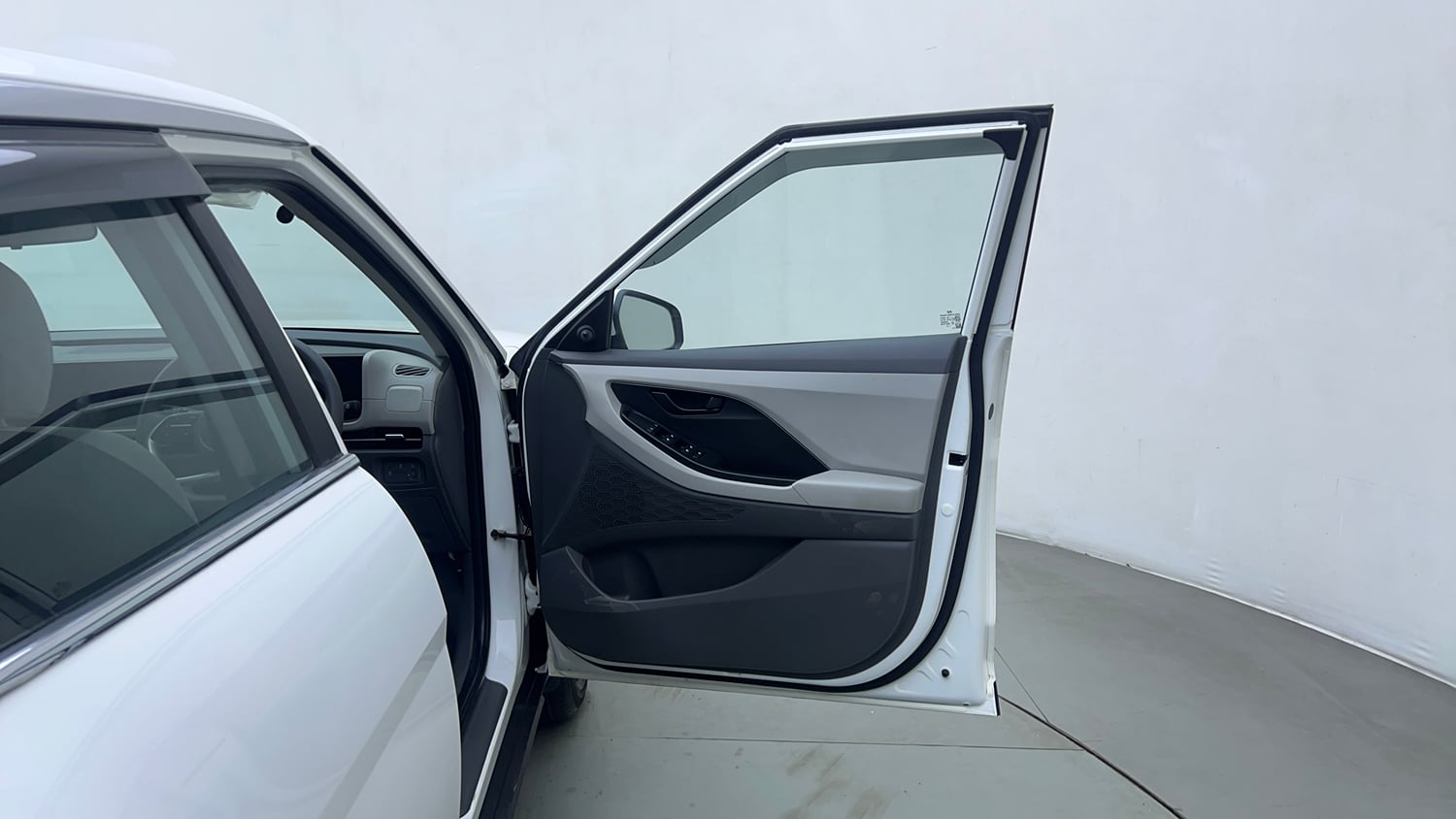 Used 2024 Hyundai Creta 1.5 MPi Petrol MT E Petrol Manual interior RIGHT FRONT DOOR OPEN VIEW