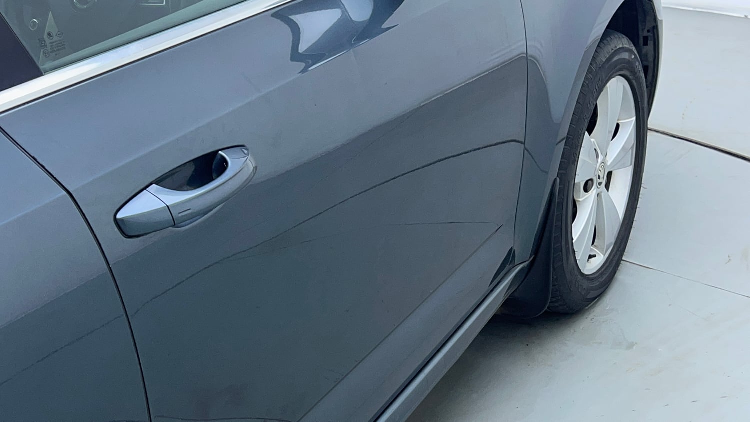 Used 2018 Skoda Octavia 1.8 TSI Style AT Petrol Automatic dents MINOR DENT