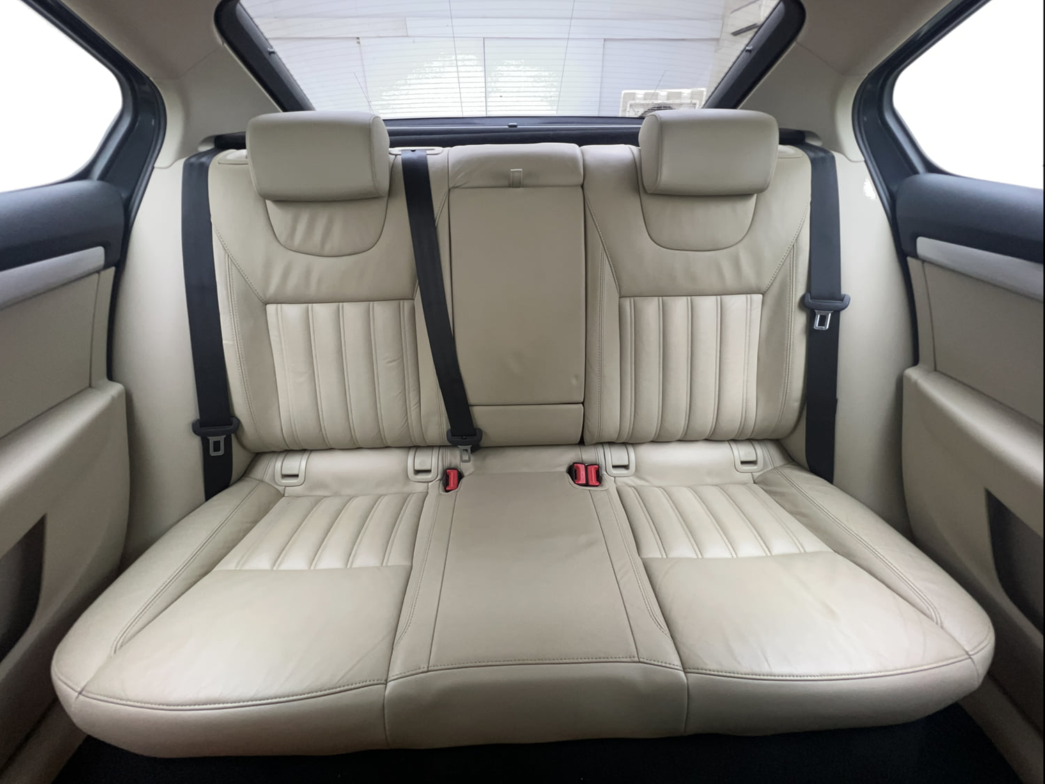 Used 2018 Skoda Octavia 1.8 TSI Style AT Petrol Automatic interior REAR SEAT CONDITION VIEW
