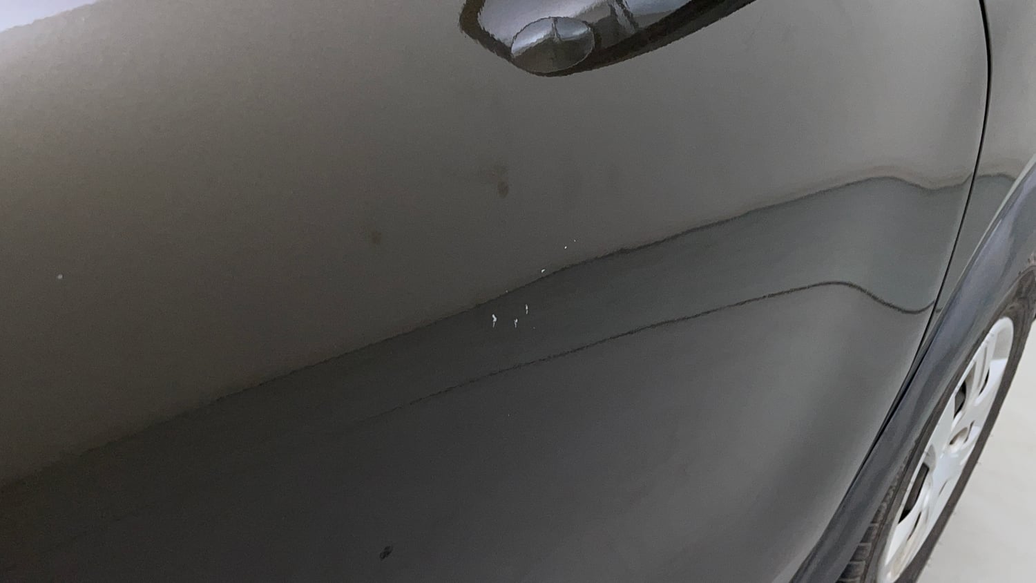 Used 2016 Renault Kwid 1.0 RXT Petrol Manual dents MINOR DENT