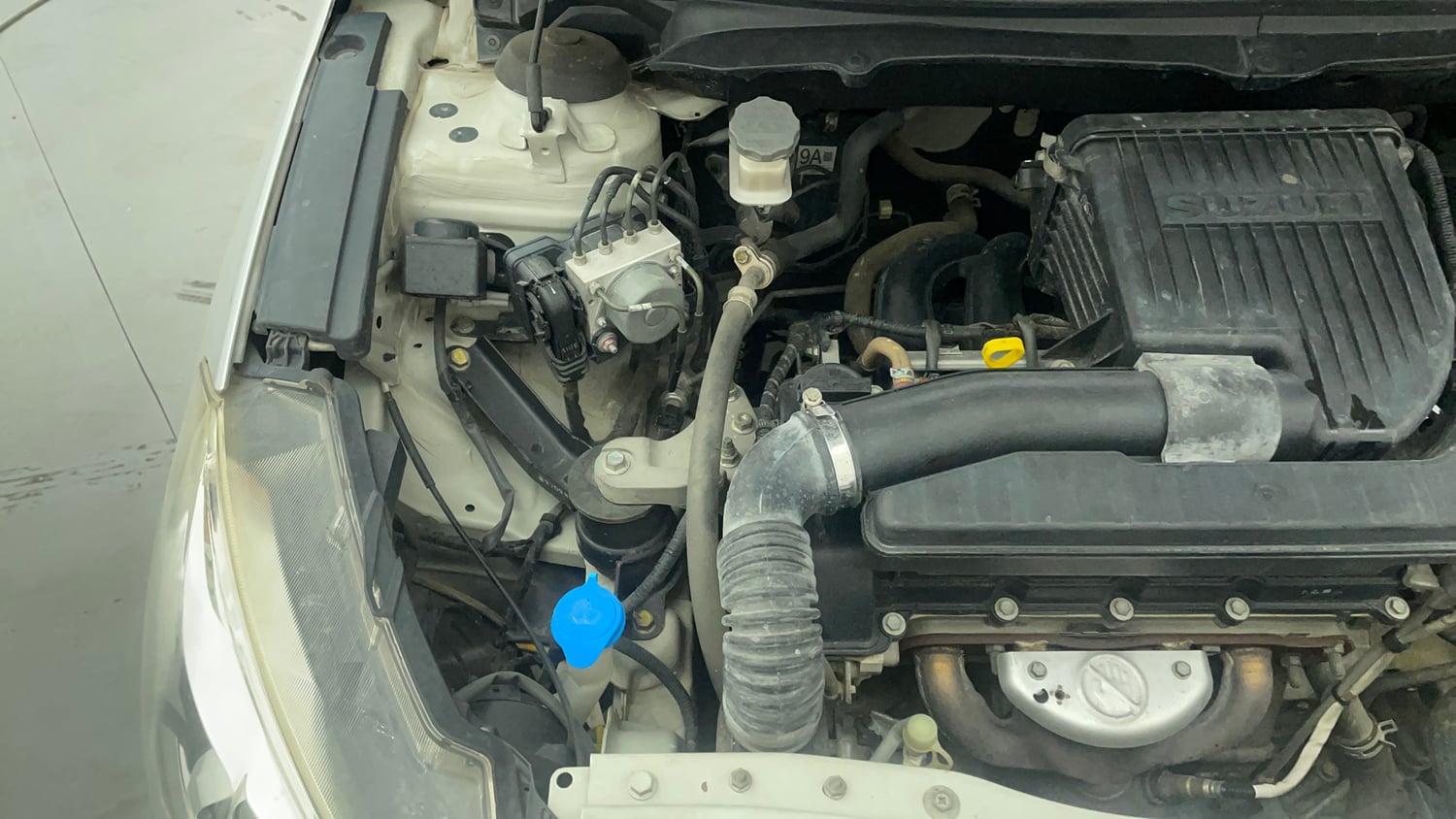 Used 2018 Maruti Suzuki Ciaz Delta 1.4 AT Petrol Automatic engine ENGINE RIGHT SIDE VIEW