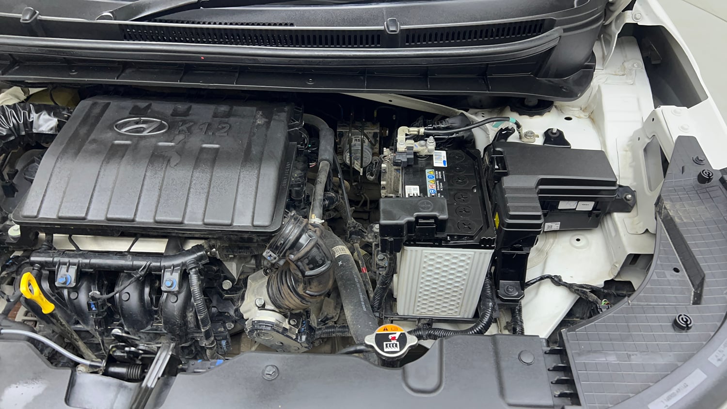 Used 2025 Hyundai Exter S 1.2 MT Petrol Manual engine ENGINE LEFT SIDE VIEW