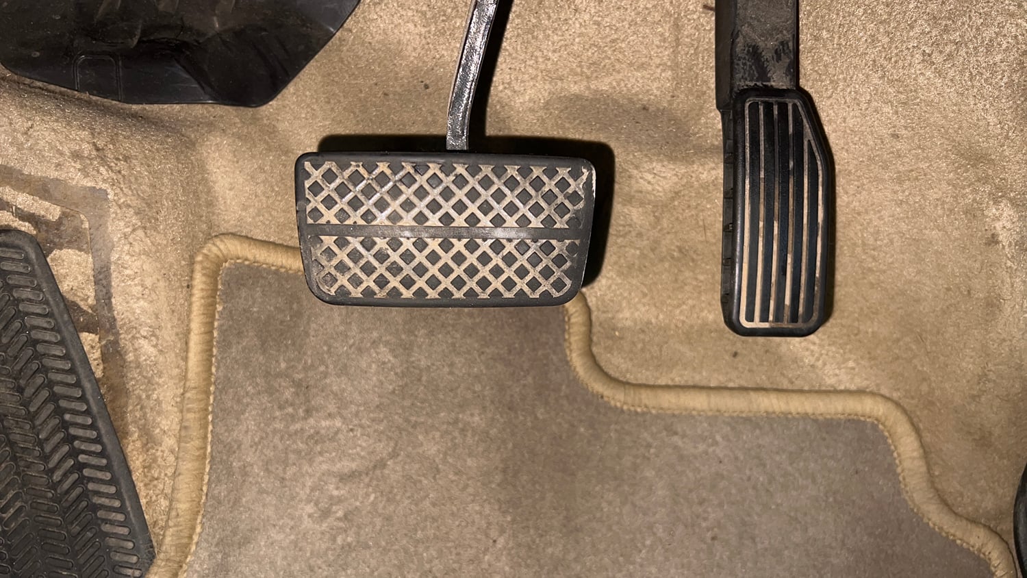 Used 2018 Honda City V CVT Petrol Petrol Automatic interior PEDALS VIEW