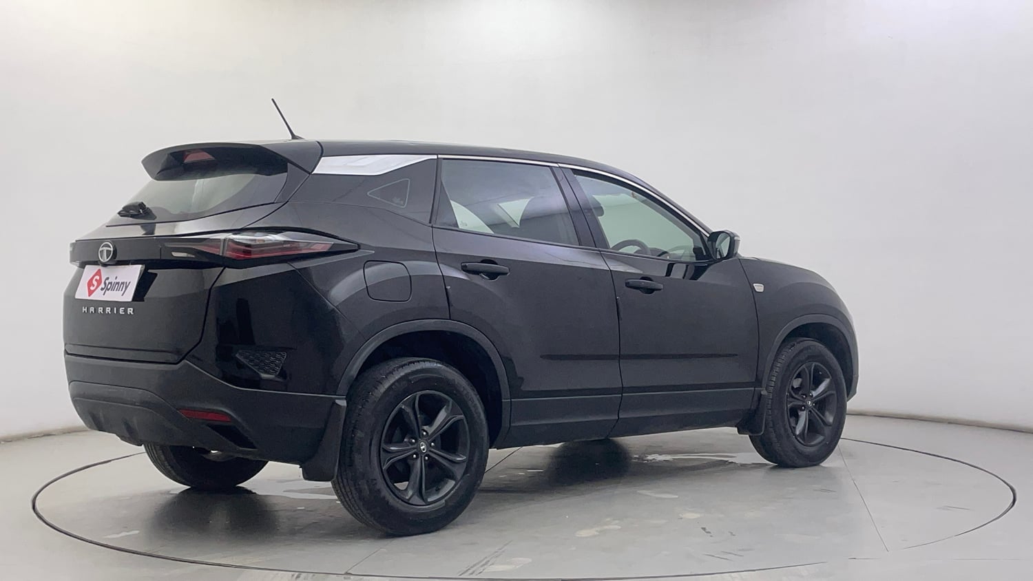 Used 2021 Tata Harrier XT Plus Dark Edition Diesel Manual exterior RIGHT REAR CORNER VIEW
