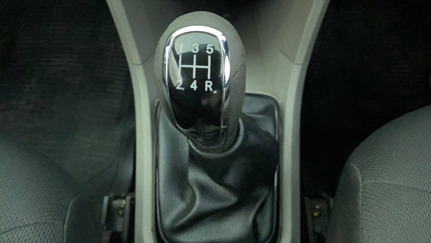 Used 2018 Tata Tiago Revotron XZ Petrol Manual interior GEAR  KNOB VIEW