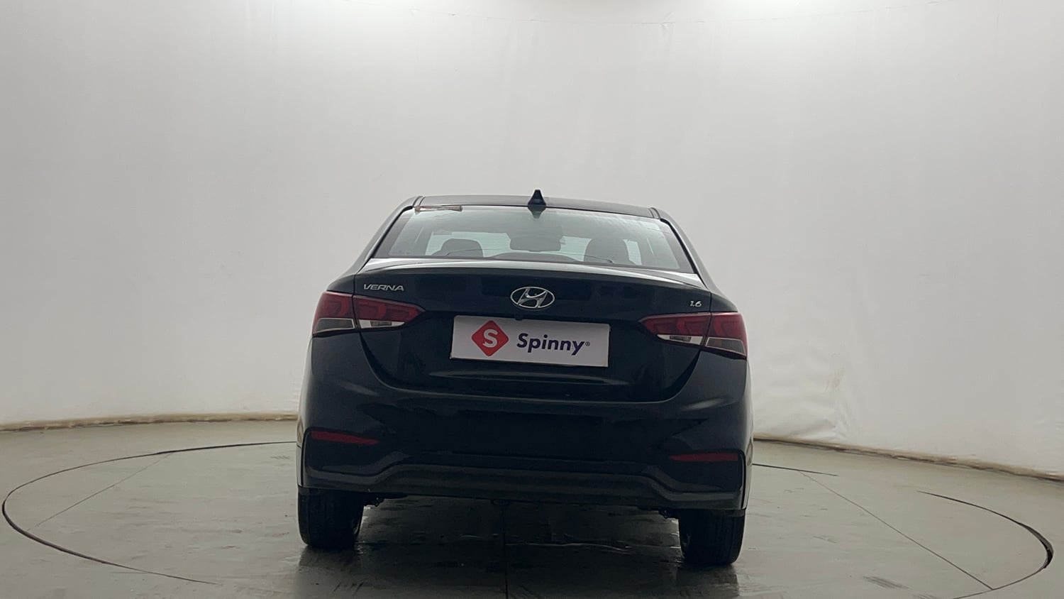 Used 2019 Hyundai Verna SX 1.6 VTVT Petrol Manual exterior BACK VIEW