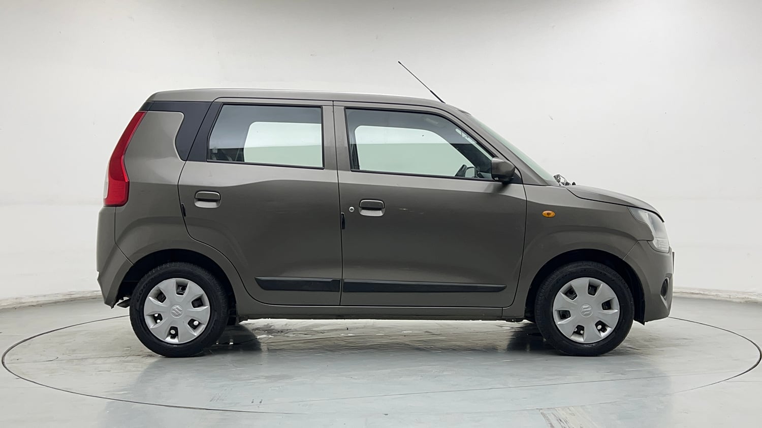 Used 2022 Maruti Suzuki Wagon R VXI 1.0 Petrol Manual exterior RIGHT SIDE VIEW