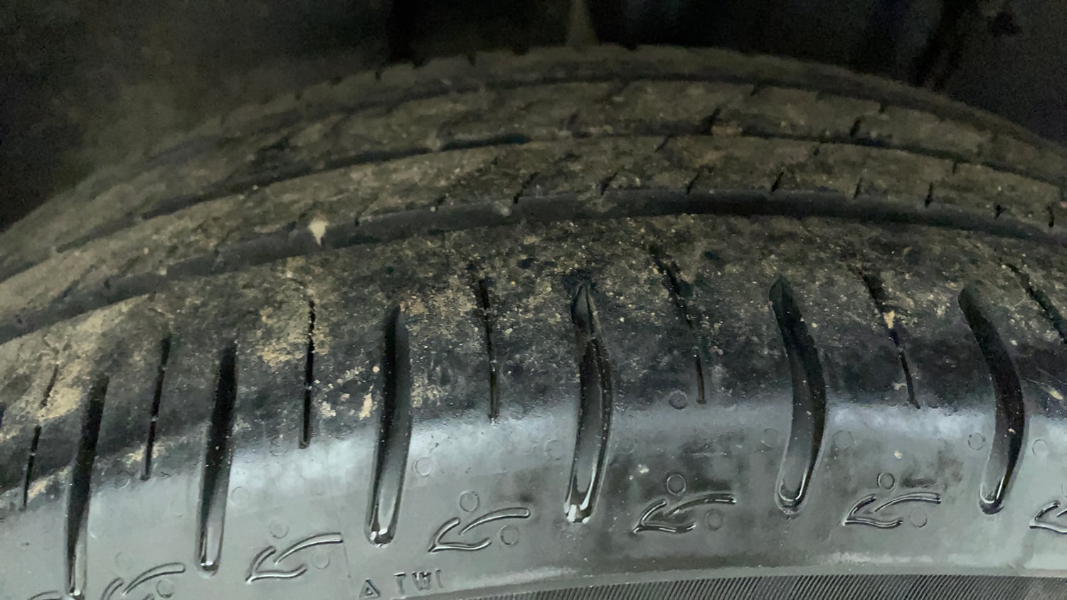 Used 2023 Tata Altroz XZA Petrol Petrol Automatic tyres RIGHT REAR TYRE TREAD VIEW