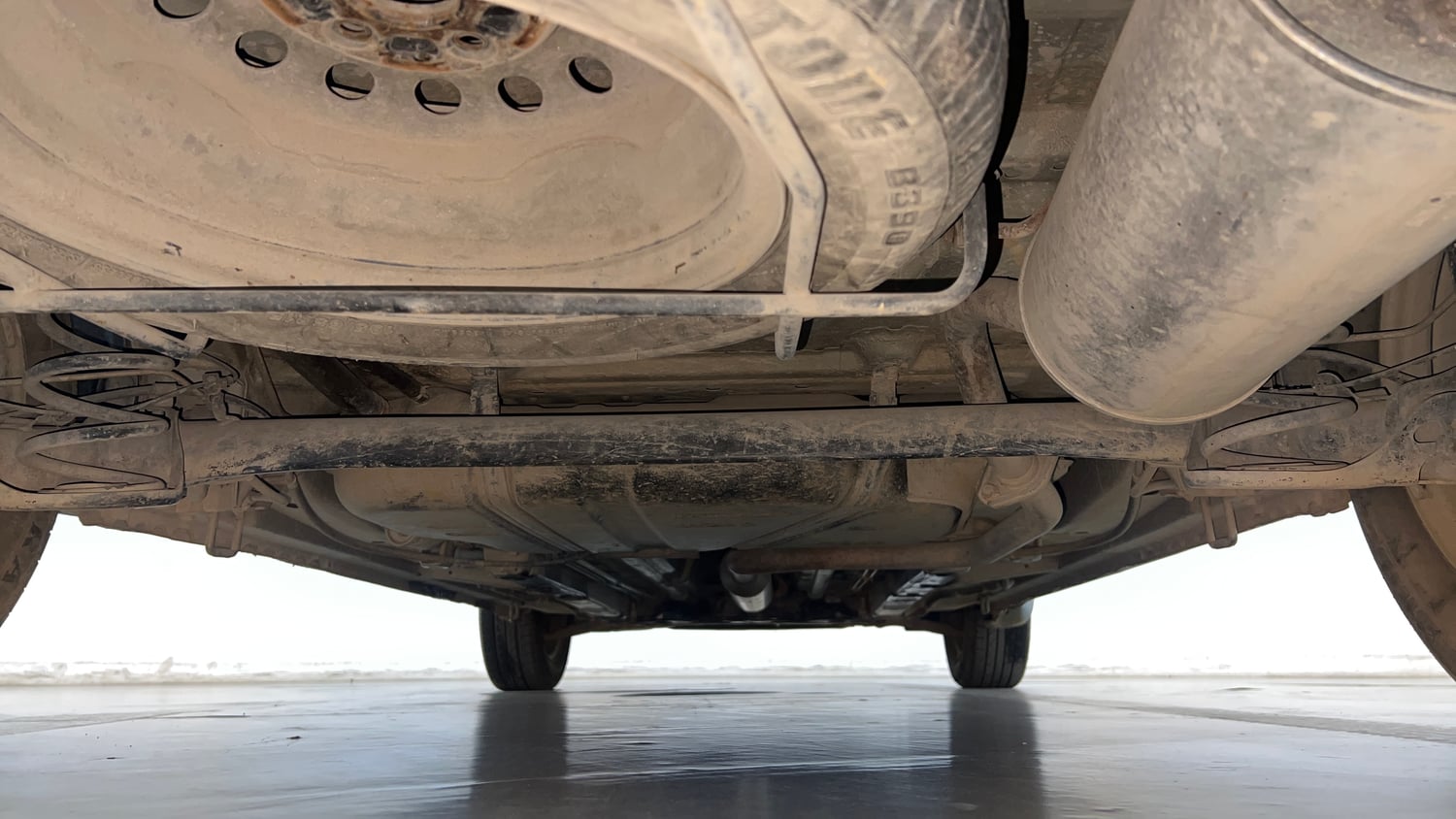 Used 2016 Maruti Suzuki Ertiga VXI CNG Cng Manual extra REAR UNDERBODY VIEW (TAKEN FROM REAR)