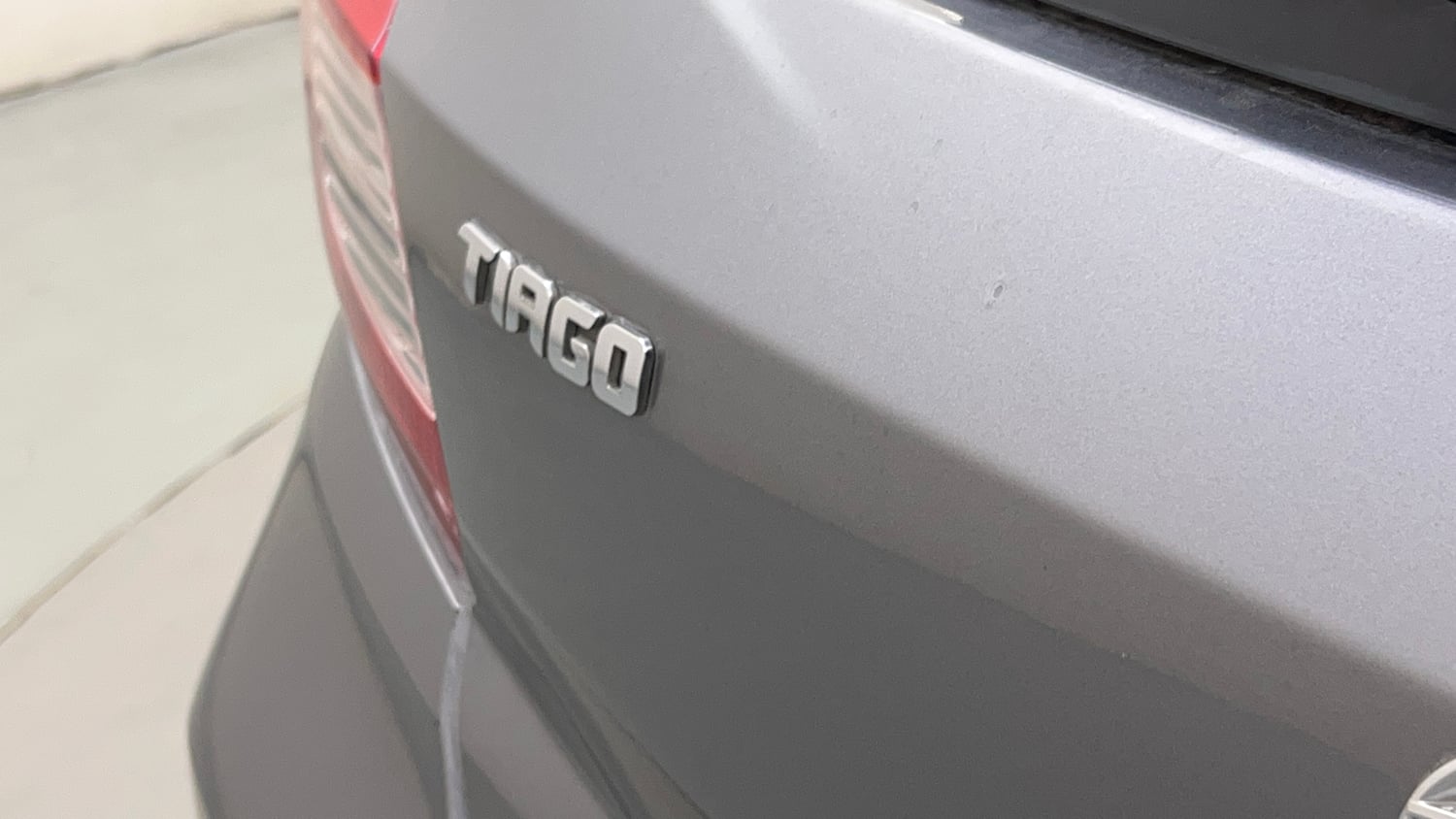 Used 2018 Tata Tiago Revotron XZ w/o Alloy Petrol Manual dents MINOR SCRATCH