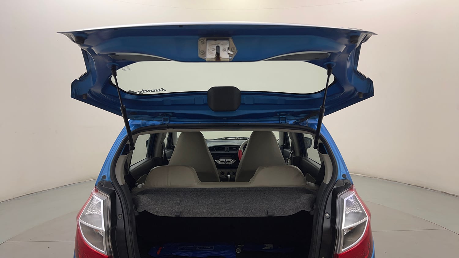 Used 2015 Maruti Suzuki Alto K10 VXi AMT Petrol Automatic interior DICKY DOOR OPEN VIEW