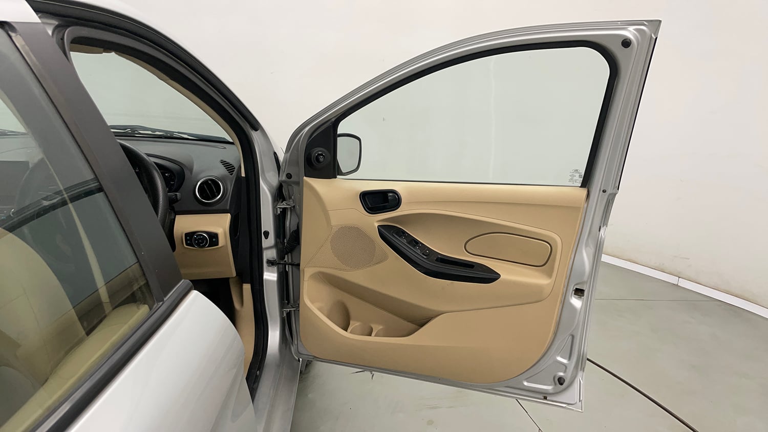 Used 2019 Ford Figo Aspire Titanium 1.2 Ti-VCT Petrol Manual interior RIGHT FRONT DOOR OPEN VIEW