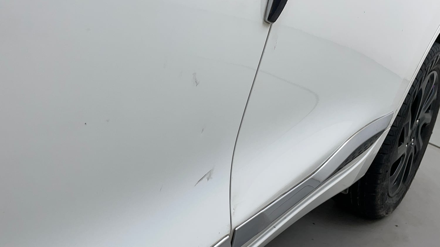 Used 2022 Maruti Suzuki Baleno Zeta MT Petrol Manual dents MINOR SCRATCH