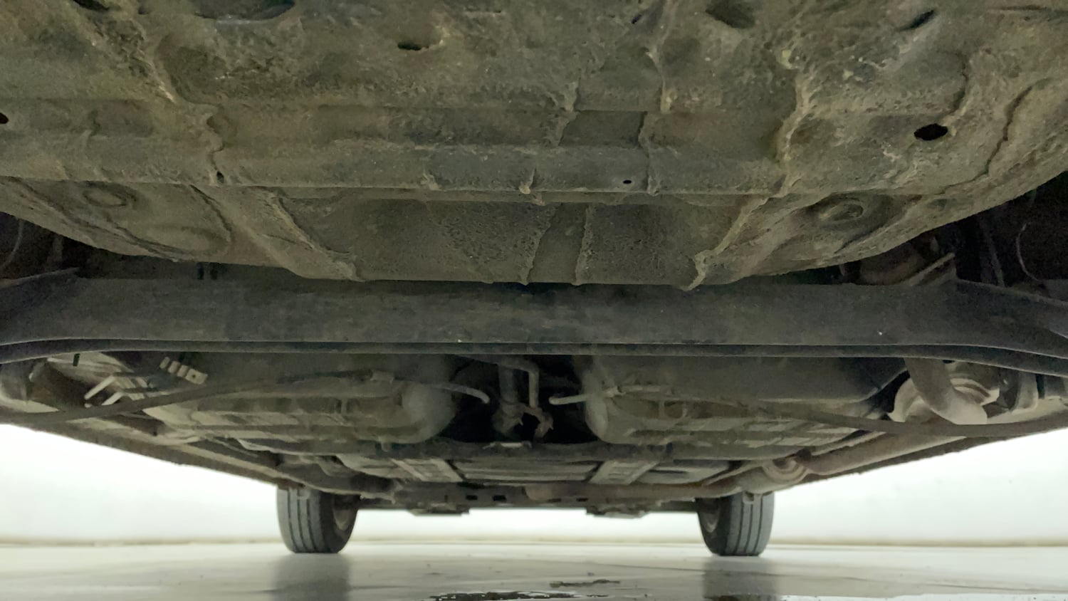 Used 2019 Honda Jazz VX CVT Petrol Petrol Automatic extra REAR UNDERBODY VIEW (TAKEN FROM REAR)