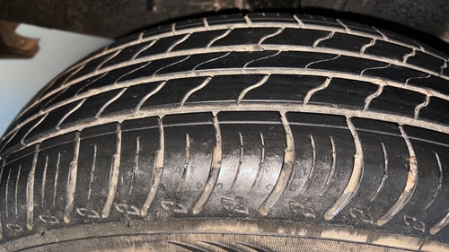 Used 2025 Renault Kiger RXZ Turbo CVT Petrol Automatic tyres RIGHT REAR TYRE TREAD VIEW