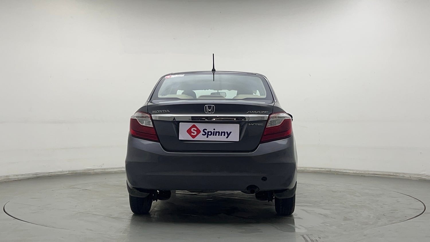 Used 2017 Honda Amaze 1.2 S i-VTEC Petrol Manual exterior BACK VIEW