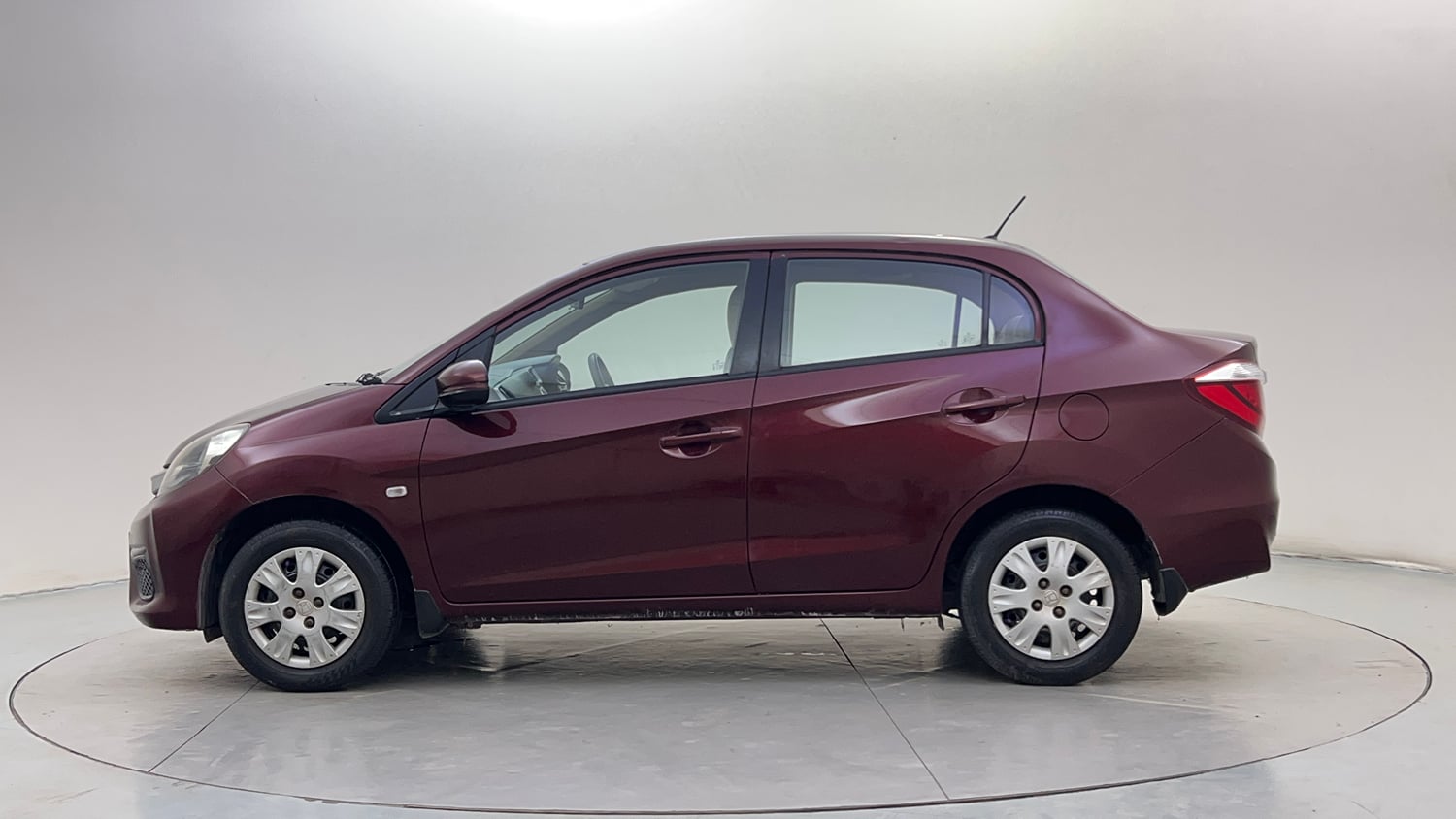 Used 2016 Honda Amaze 1.2 S i-VTEC Petrol Manual exterior LEFT SIDE VIEW