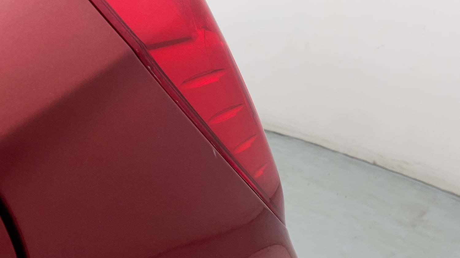 Used 2014 Hyundai Eon Era + Petrol Manual dents MINOR SCRATCH