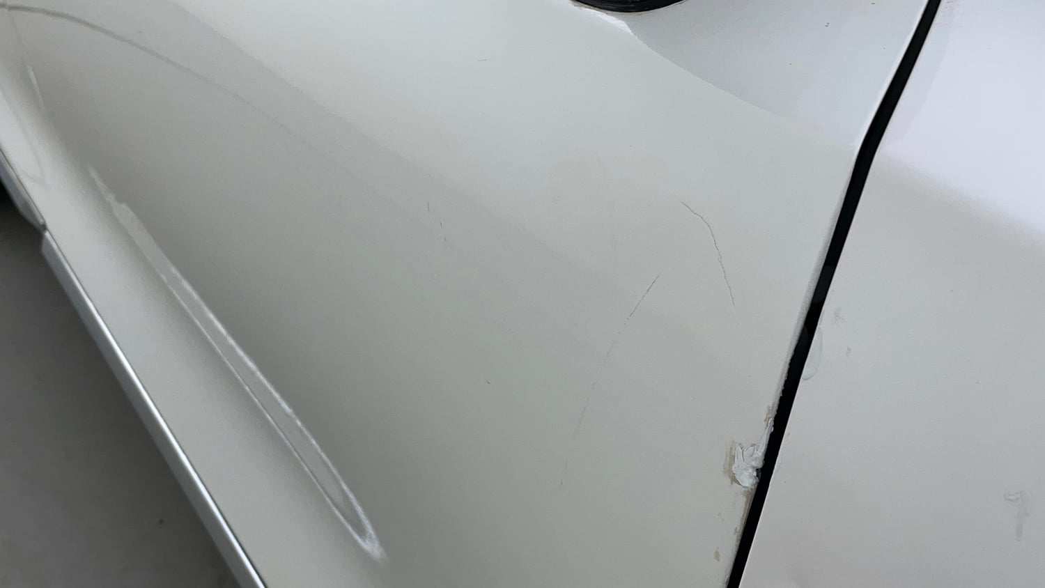 Used 2022 Maruti Suzuki Baleno Zeta MT Petrol Manual dents MINOR SCRATCH