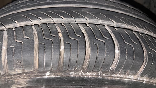 Used 2016 Skoda Rapid 1.6 MPI Ambition Petrol Manual tyres RIGHT FRONT TYRE TREAD VIEW