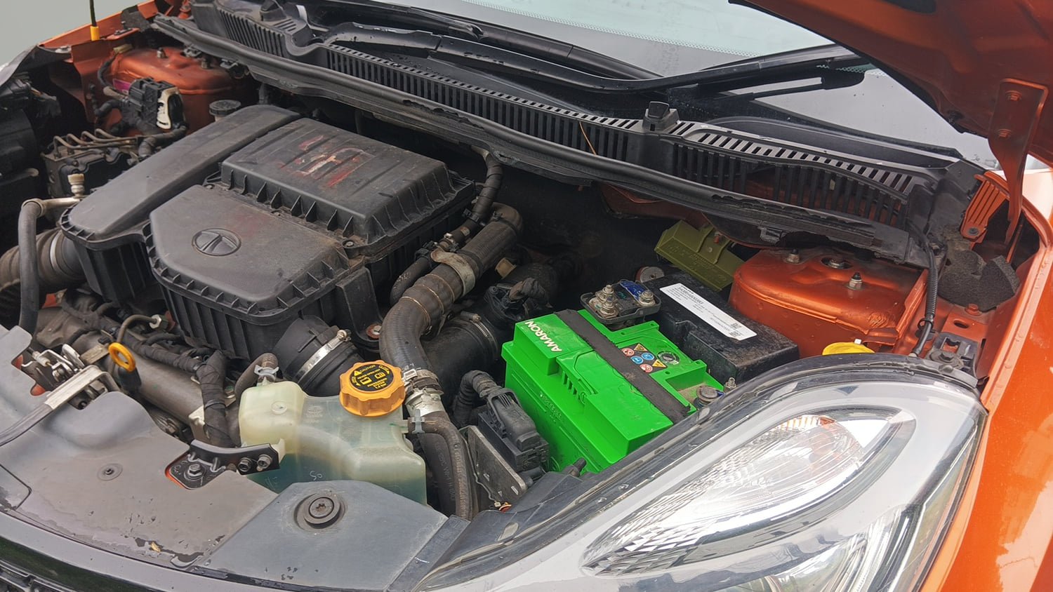 Used 2018 Tata Nexon XZ Plus Diesel Dual Tone Diesel Manual engine ENGINE LEFT SIDE VIEW