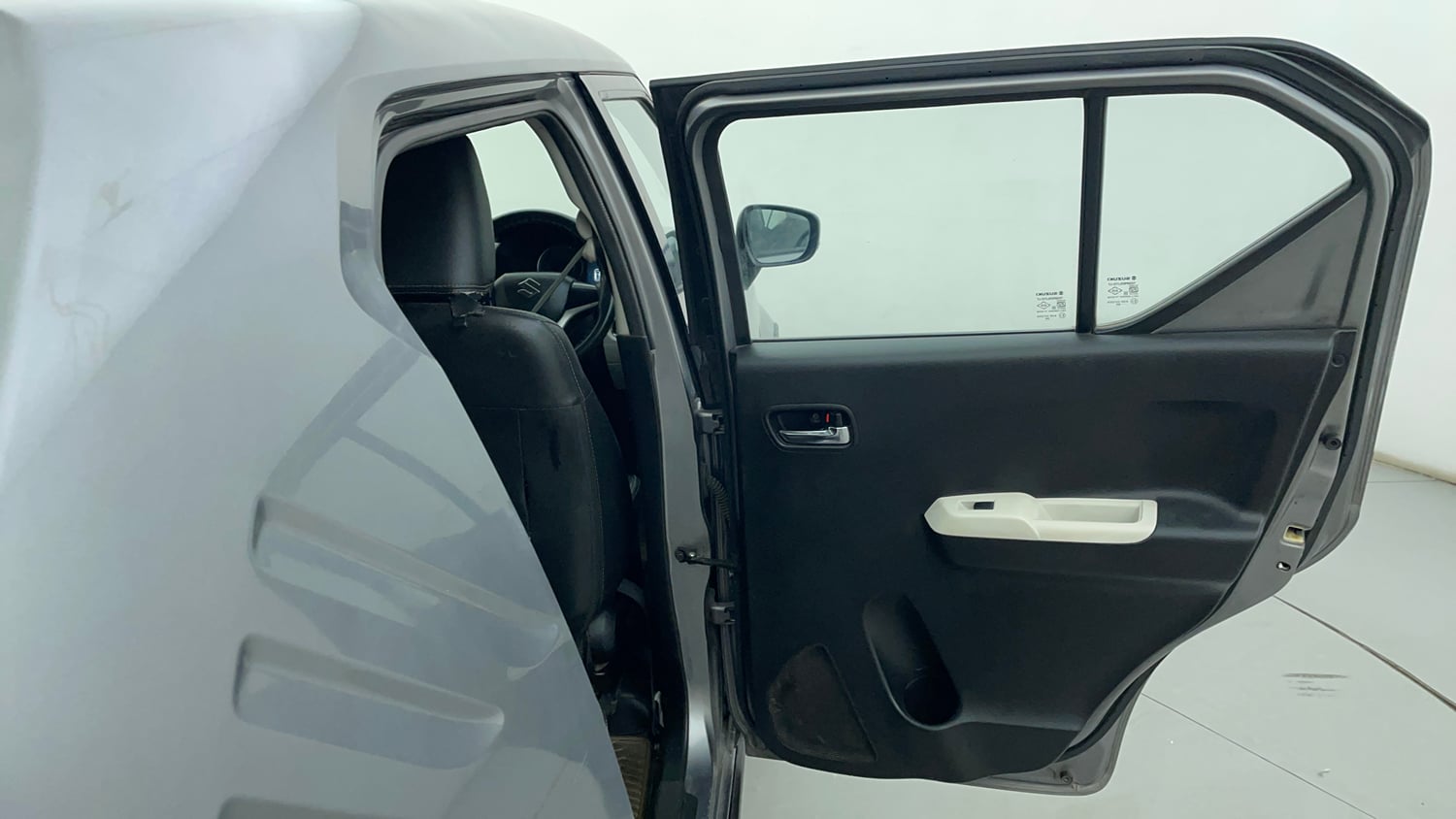 Used 2017 Maruti Suzuki Ignis Zeta 1.2 MT Petrol Manual interior RIGHT REAR DOOR OPEN VIEW