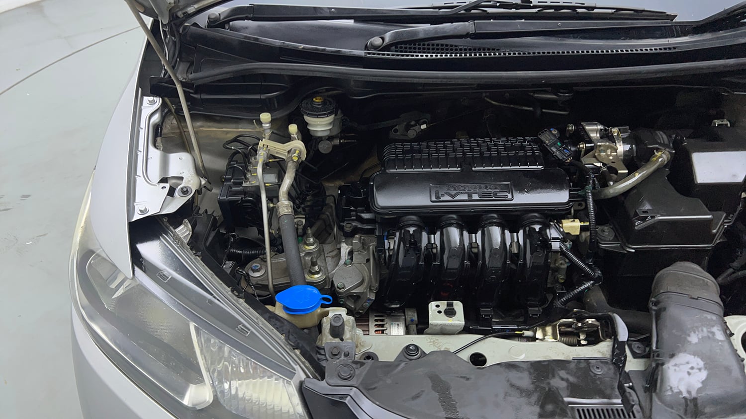 Used 2017 Honda Jazz SV Petrol Petrol Manual engine ENGINE RIGHT SIDE VIEW