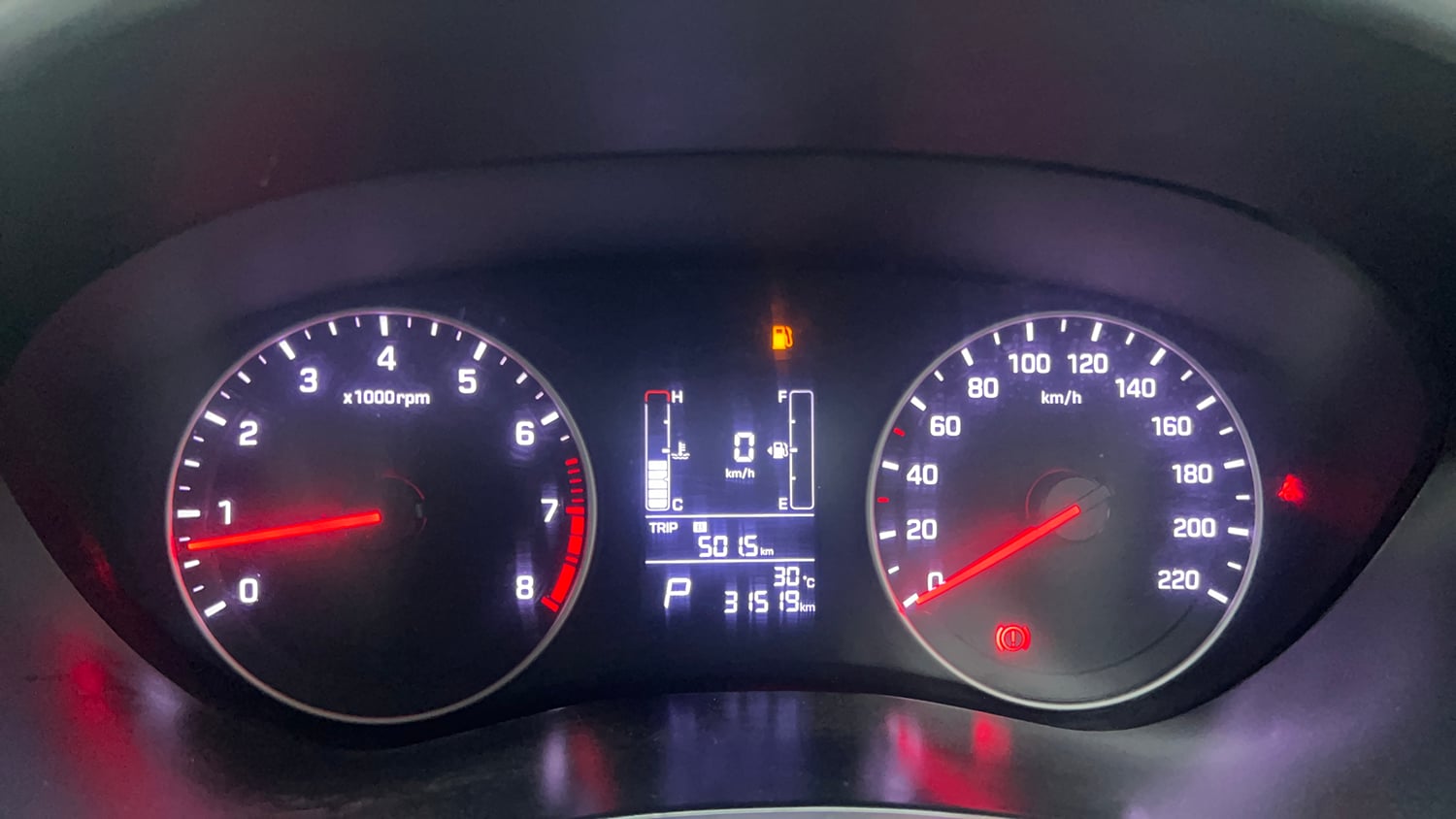 Used 2018 Hyundai Elite i20 Asta 1.2 AT Petrol Automatic interior CLUSTERMETER VIEW