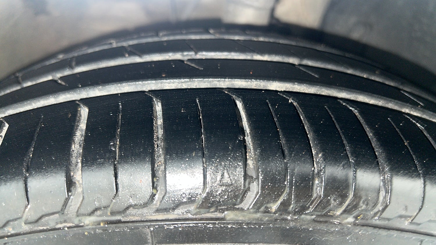 Used 2014 Honda City VX Petrol Manual tyres RIGHT FRONT TYRE TREAD VIEW