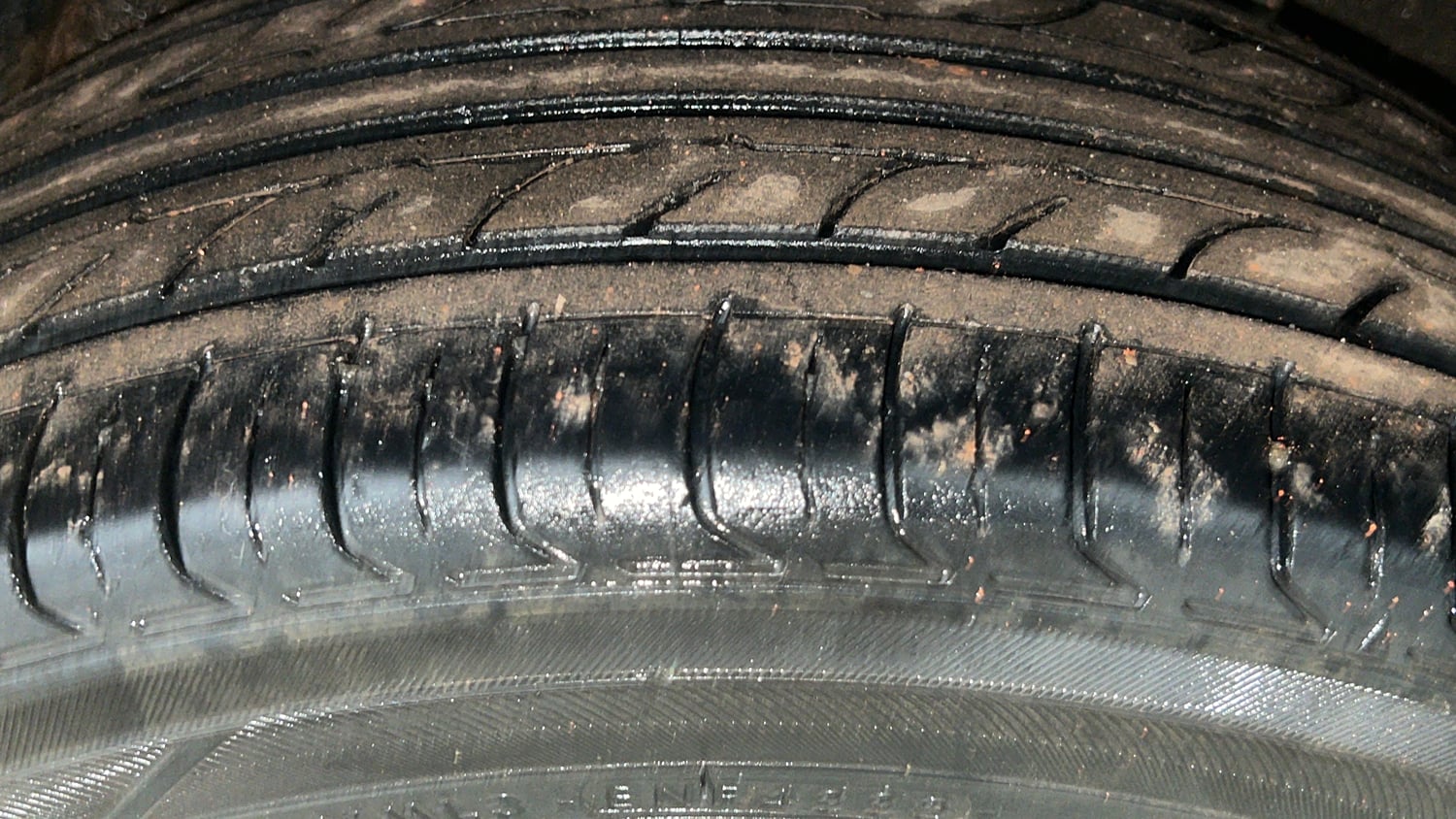 Used 2019 Hyundai Verna SX 1.6 VTVT Petrol Manual tyres LEFT REAR TYRE TREAD VIEW