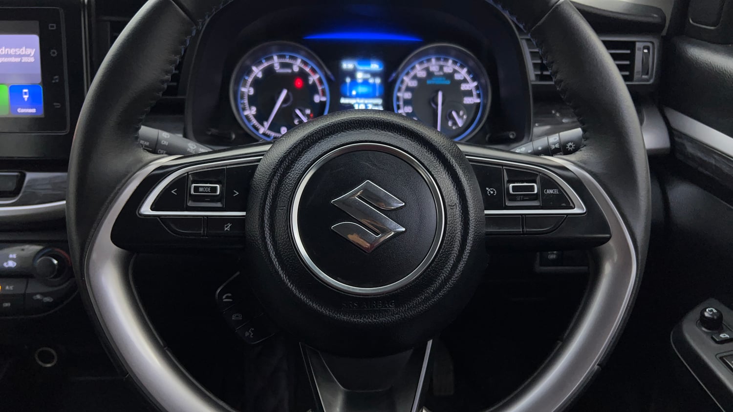 Used 2020 Maruti Suzuki XL6 Alpha AT Petrol Petrol Automatic top_features Airbags