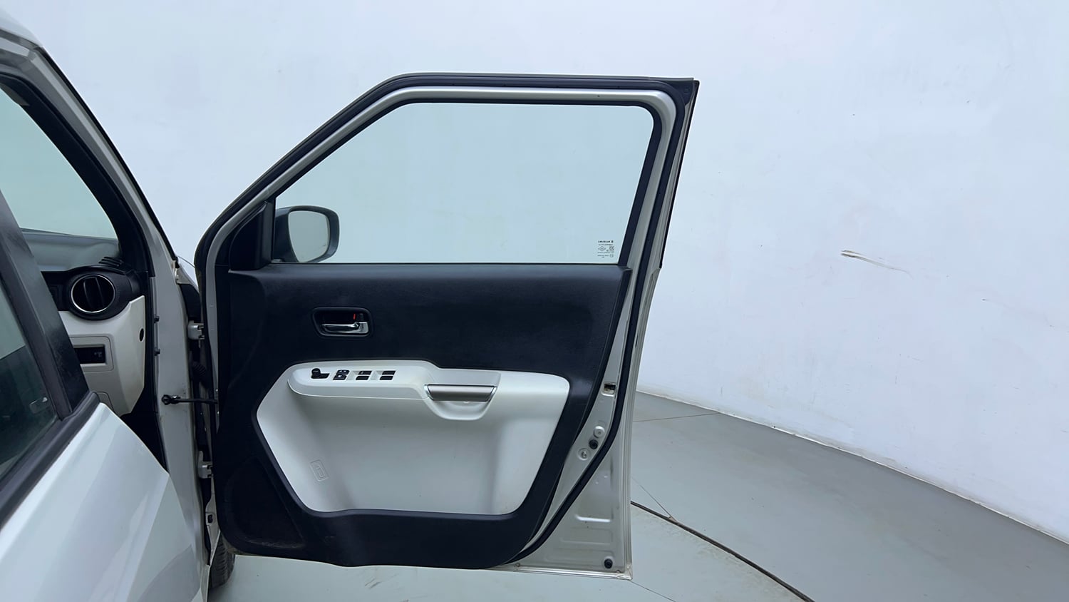 Used 2018 Maruti Suzuki Ignis Delta 1.2 AMT Petrol Automatic interior RIGHT FRONT DOOR OPEN VIEW
