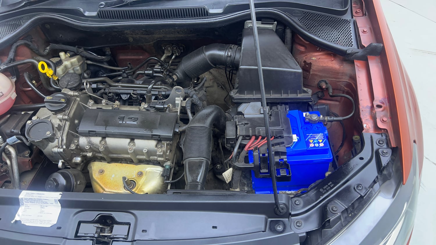 Used 2015 Volkswagen Polo Highline1.2L (P) Petrol Manual engine ENGINE LEFT SIDE VIEW