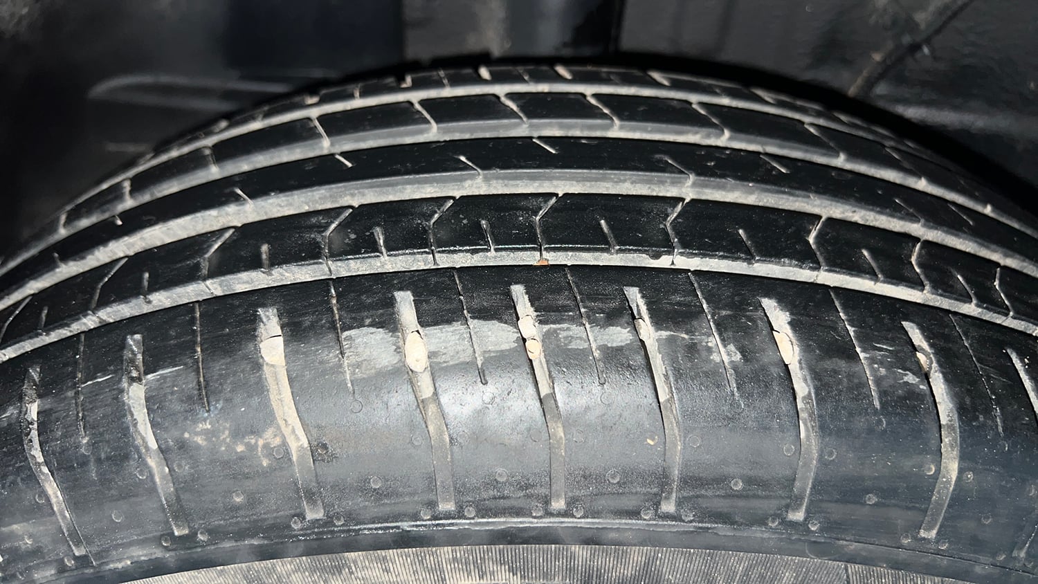 Used 2022 Tata Punch Adventure MT Petrol Manual tyres RIGHT REAR TYRE TREAD VIEW