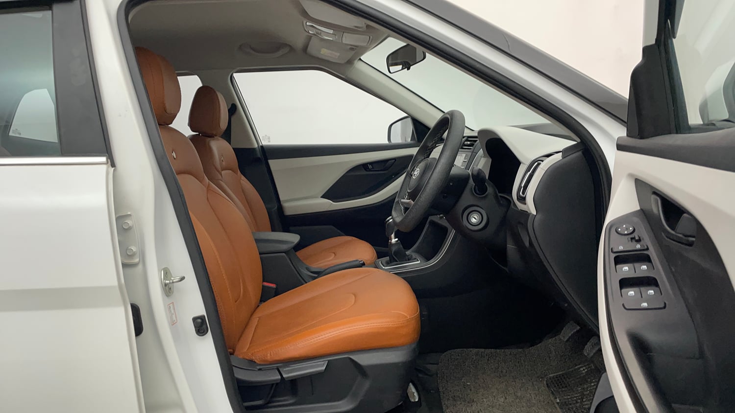 Used 2022 Hyundai Creta EX 1.5 Petrol Petrol Manual interior RIGHT SIDE FRONT DOOR CABIN VIEW