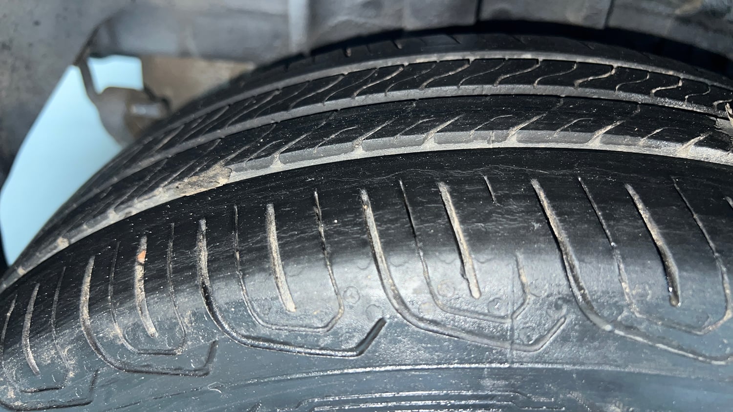 Used 2024 Tata Tigor XZ Plus CNG Cng Manual tyres RIGHT REAR TYRE TREAD VIEW