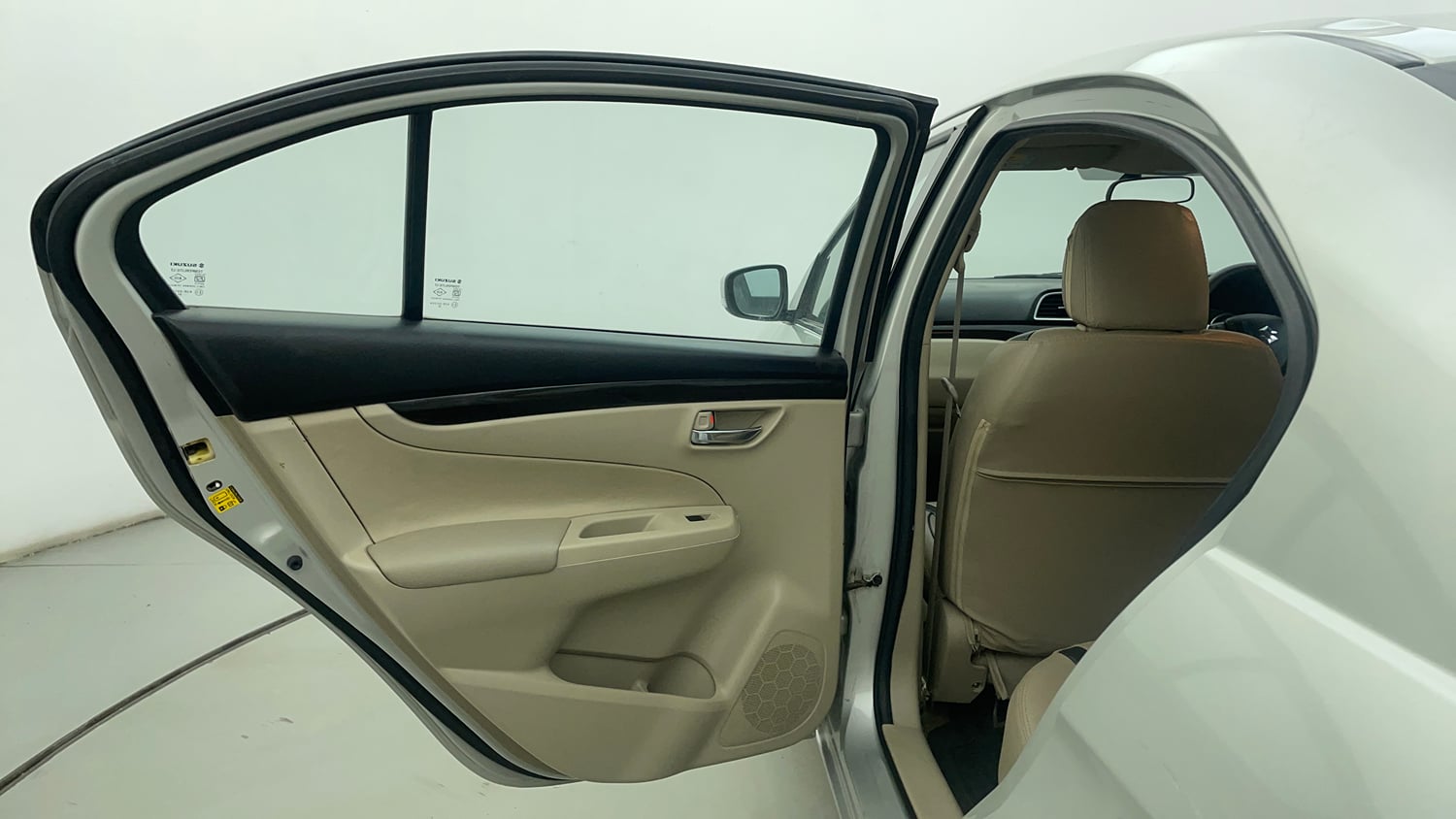 Used 2018 Maruti Suzuki Ciaz Delta 1.4 AT Petrol Automatic interior LEFT REAR DOOR OPEN VIEW