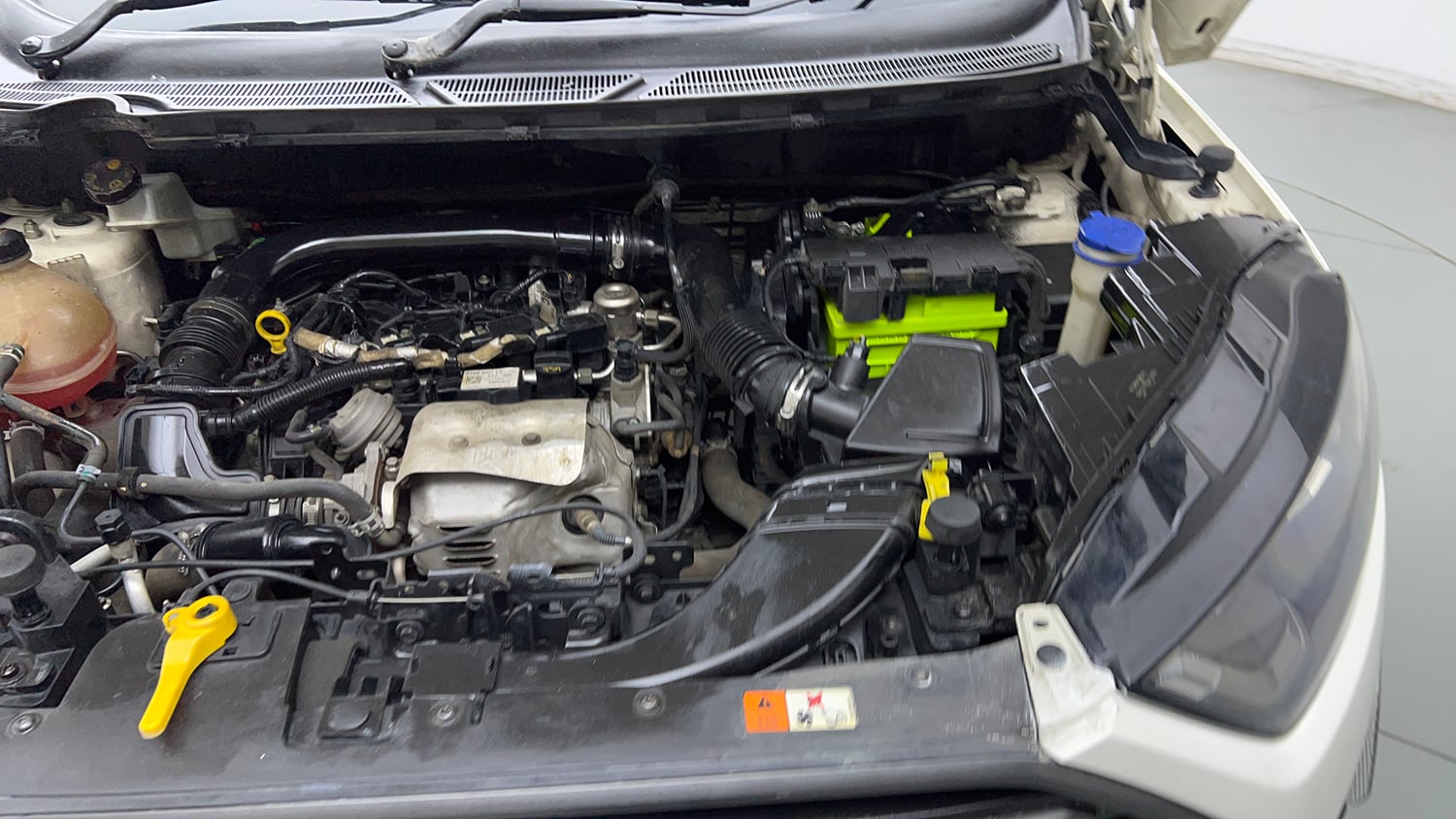 Used 2018 Ford EcoSport Titanium + 1.5L Ti-VCT Petrol Manual engine ENGINE LEFT SIDE VIEW