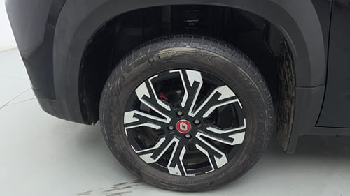 Used 2025 Renault Kiger RXZ Turbo CVT Petrol Automatic tyres LEFT FRONT TYRE RIM VIEW