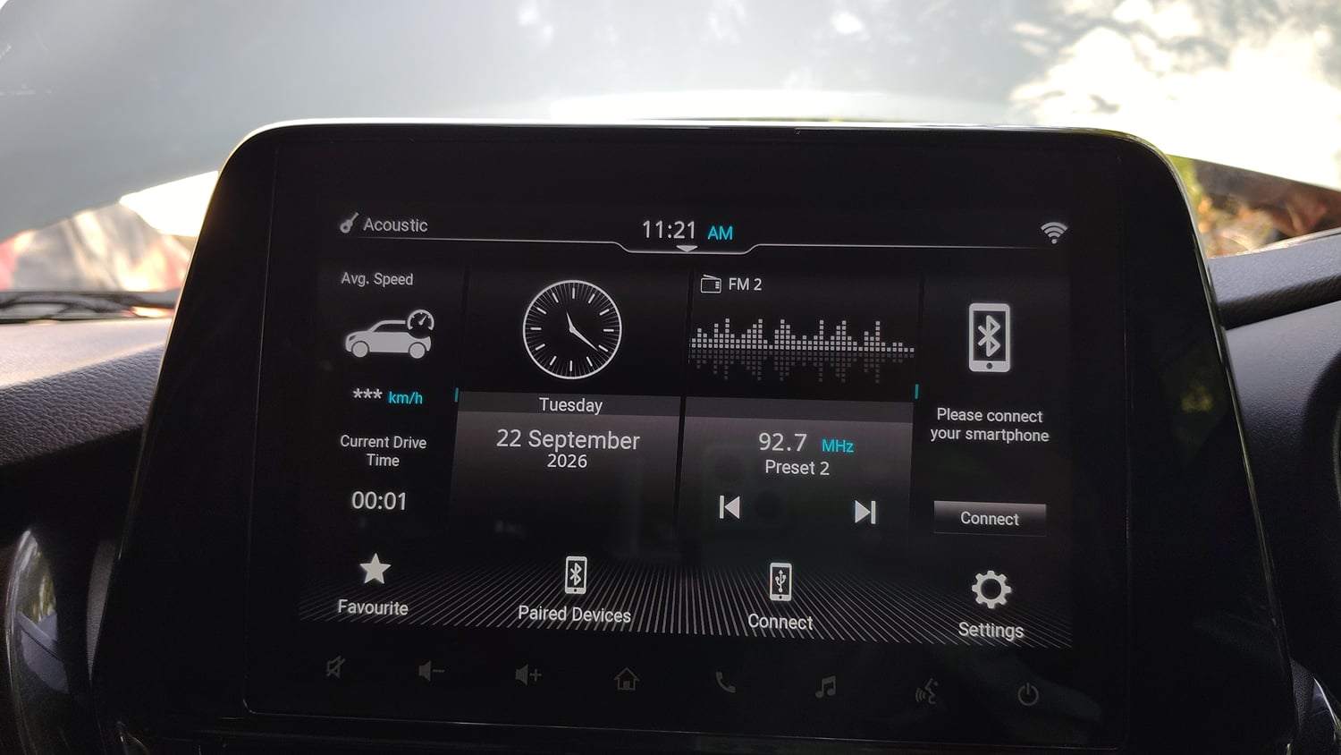 Used 2024 Toyota Glanza V Petrol Manual top_features Heads up display (HUD)