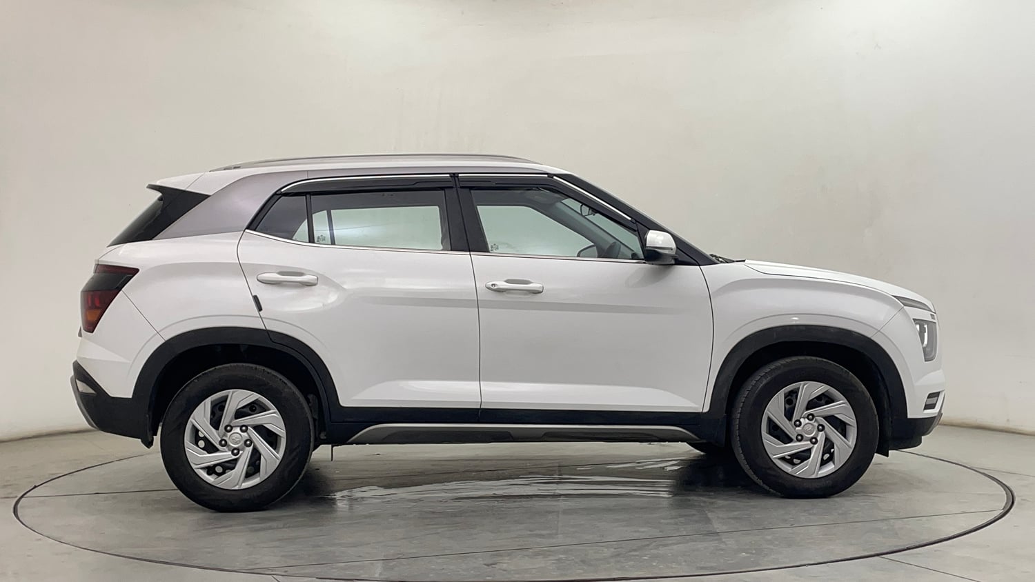 Used 2022 Hyundai Creta EX 1.5 Petrol Petrol Manual exterior RIGHT SIDE VIEW